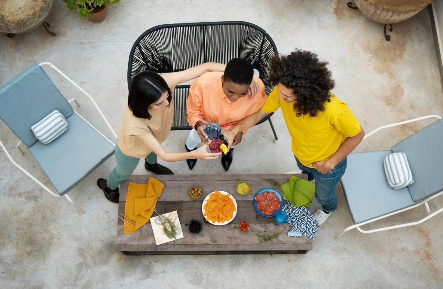 Interactive training session demonstrating effective financial presentation techniques